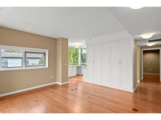 Photo #3: 24187009 Listing 