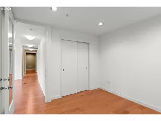 Photo #6: 24187009 Listing 