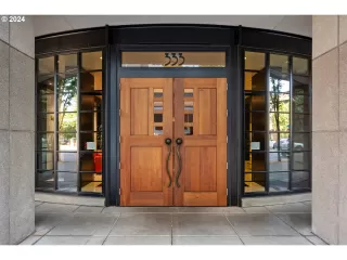 Photo #1: 24187035 Listing 