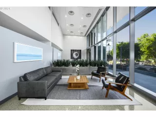 Photo #2: 24187846 Listing