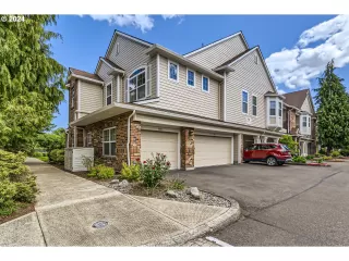 Photo #2: 24189769 Listing