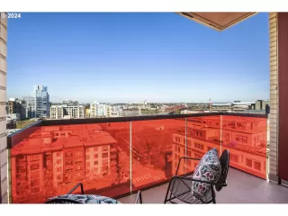 Photo #6: 24189880 Listing