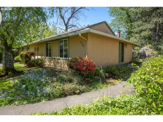 Photo #4: 24189939 Listing 