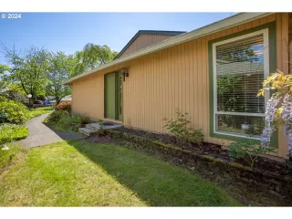 Photo #6: 24189939 Listing 