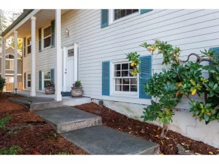 Photo #3: 24190423 Listing