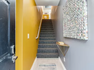 Photo #3: 24191028 Listing