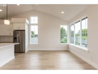 Photo #3: 24191726 Listing 
