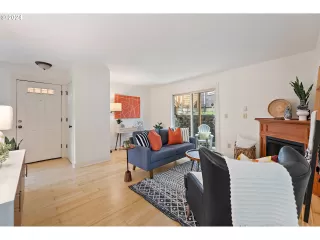 Photo #3: 24192921 Listing 