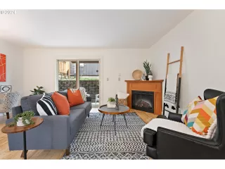 Photo #6: 24192921 Listing 