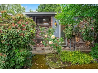 Click for more information on MLS # 24196474 : 180 NE KANE DR More Details about MLS # 24196474 : 180 NE KANE DR
