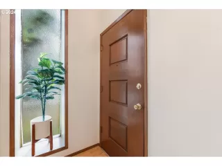 Photo #1: 24196474 Listing