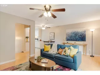 Photo #2: 24196474 Listing