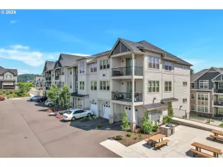 Photo #3: 24196815 Listing