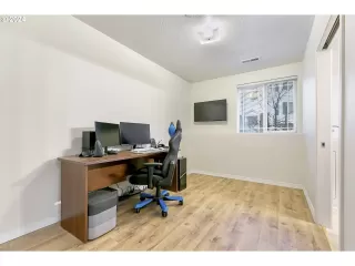 Photo #3: 24197898 Listing