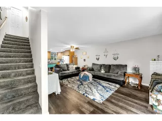 Photo #1: 24197911 Listing