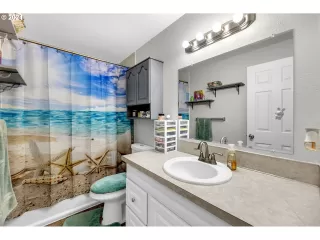 Photo #2: 24197911 Listing