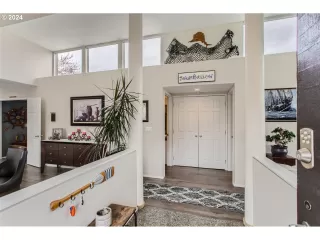 Photo #4: 24198931 Listing 