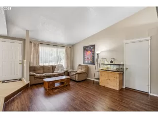 Photo #1: 24199169 Listing 