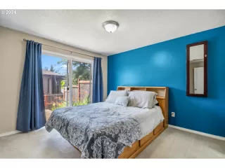 Photo #4: 24199169 Listing 