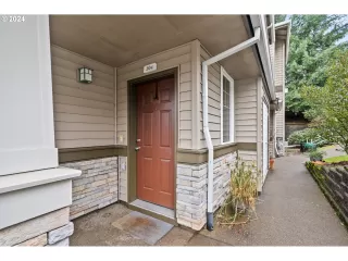 Photo #2: 24200293 Listing 