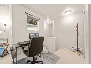 Photo #5: 24200293 Listing 