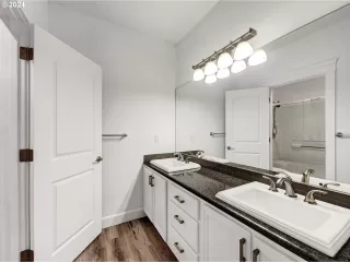 Photo #4: 24203786 Listing 