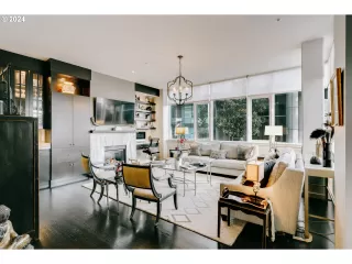 Photo #2: 24204767 Listing 