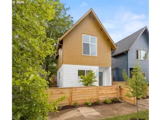 Photo #1: 24206382 Listing