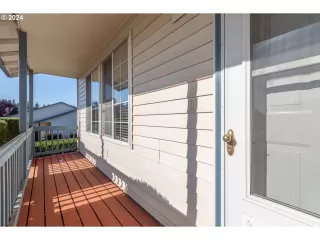 Photo #3: 24206577 Listing