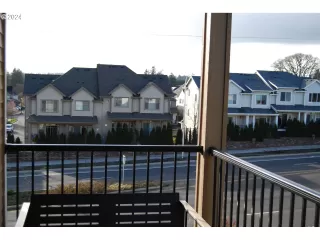 Photo #1: 24207321 Listing