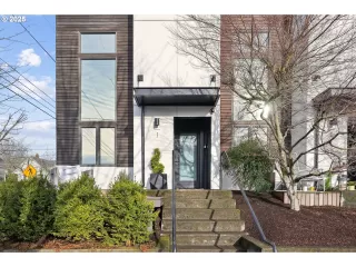 Photo #5: 24208392 Listing