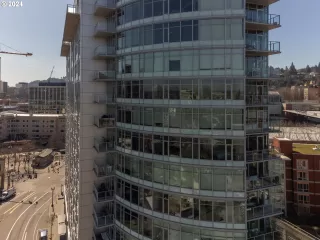 Photo #2: 24208645 Listing