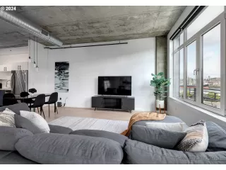 Photo #2: 24210242 Listing