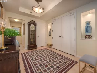 Photo #3: 24211223 Listing