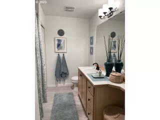 Photo #1: 24213061 Listing 