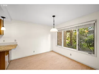 Photo #5: 24214797 Listing 