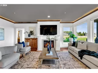 Photo #1: 24214855 Listing 