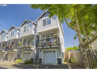 Photo #1: 242175914 Listing