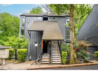 Photo #2: 24218515 Listing