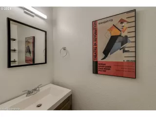 Photo #4: 24219466 Listing 