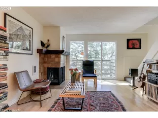 Photo #6: 24219466 Listing 