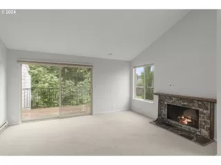 Photo #4: 24220462 Listing 