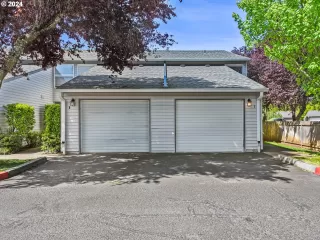 Photo #5: 24221161 Listing