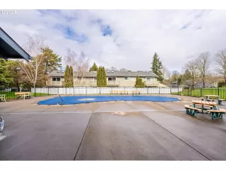Photo #6: 24225187 Listing