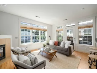 Photo #1: 24225438 Listing 