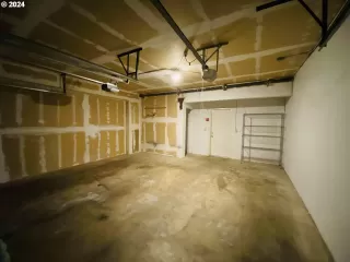 Photo #5: 24226656 Listing 