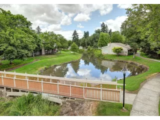 Photo #3: 24229548 Listing