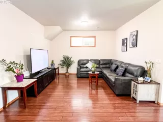 Photo #1: 24230101 Listing