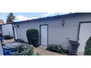 Photo #2: 24232437 Listing 