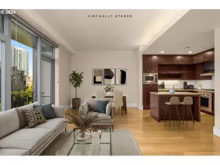 Photo #5: 24232583 Listing 